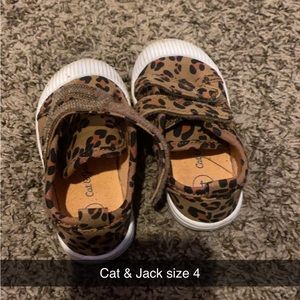 Cat & Jack toddler size 4 cheetah shoes